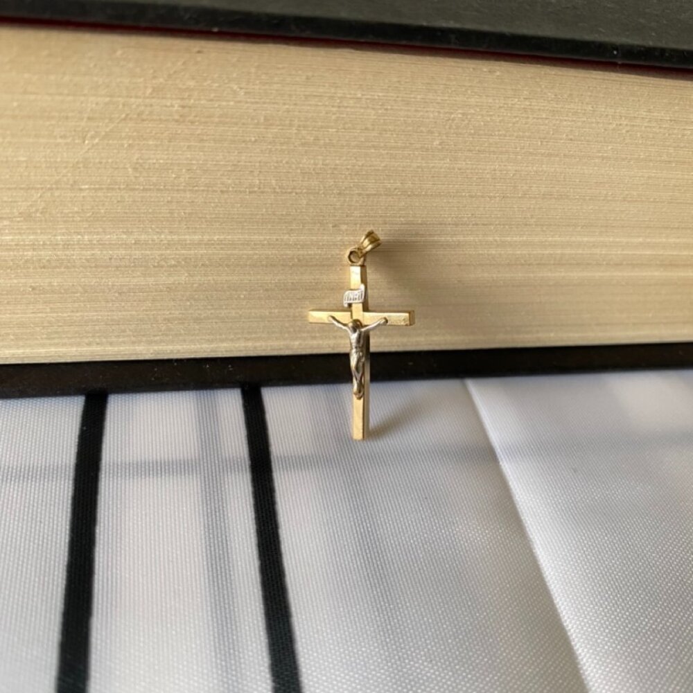 14k Gold Fill Cross Pendant